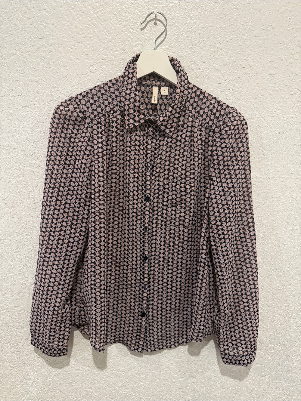 Patterned Pink and Blue women’s Button-Up Shirt, M